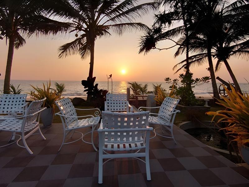 Sea Breeze Hotel Ambalangoda
