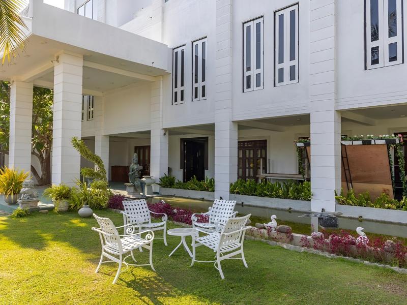 Sea Breeze Hotel Ambalangoda