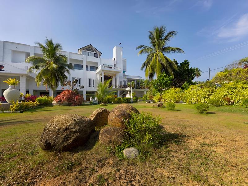 Sea Breeze Hotel Ambalangoda