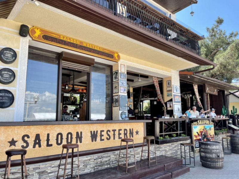 Saloon Western hotel