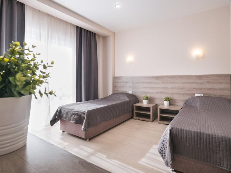 Абрикос Плюс