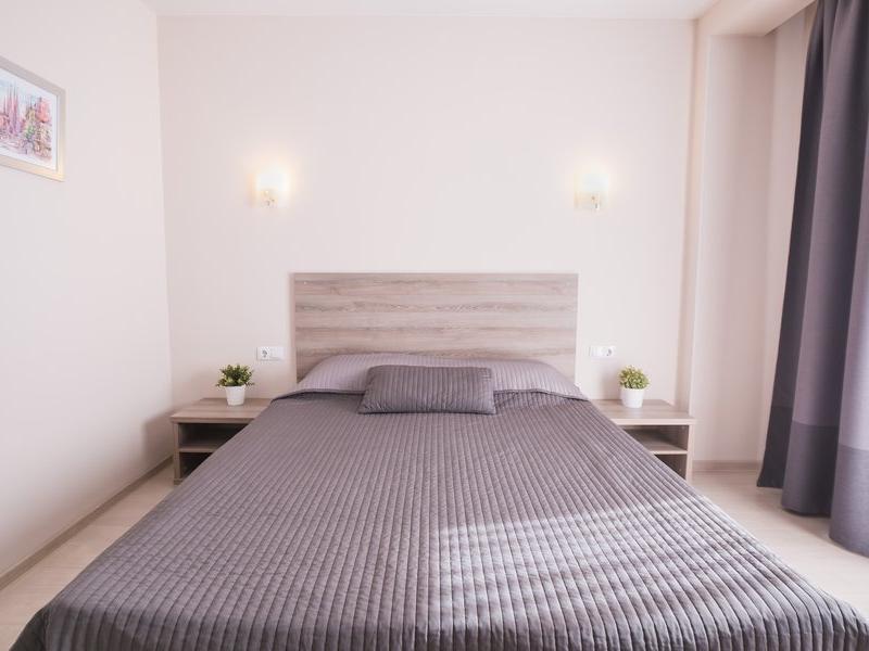 Абрикос Плюс