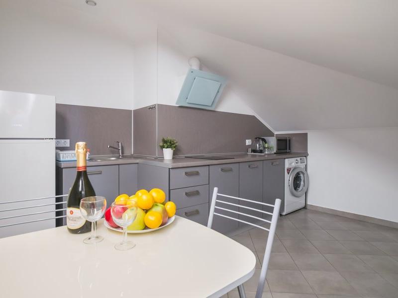 Абрикос Плюс