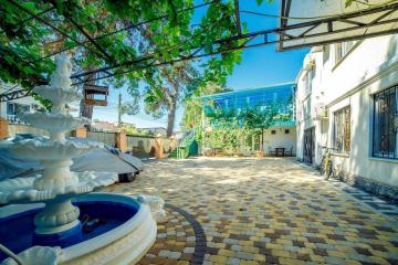 Отель Парфенон (Дивноморское) Россия, Геленджик, фото 1