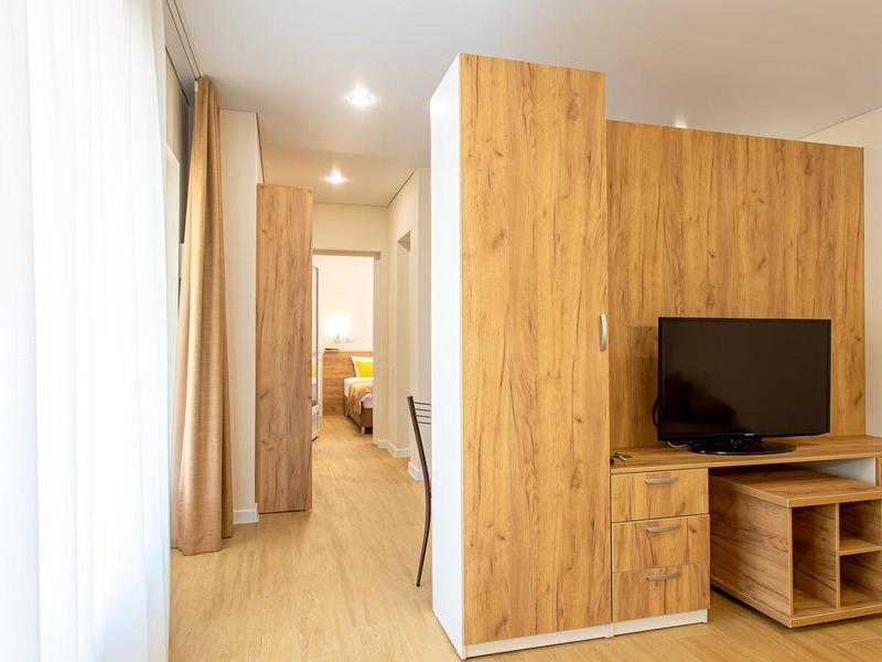 Парфенон (Дивноморское)