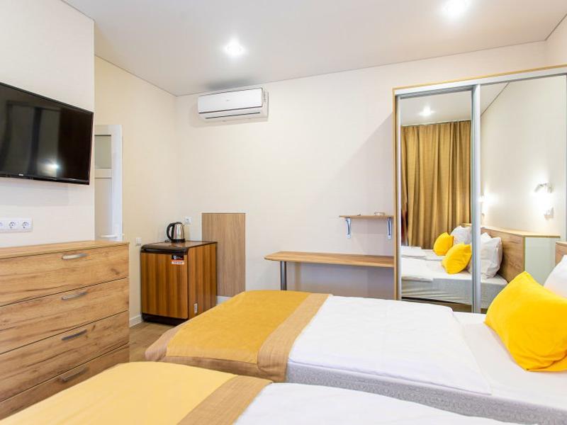 Парфенон (Дивноморское)