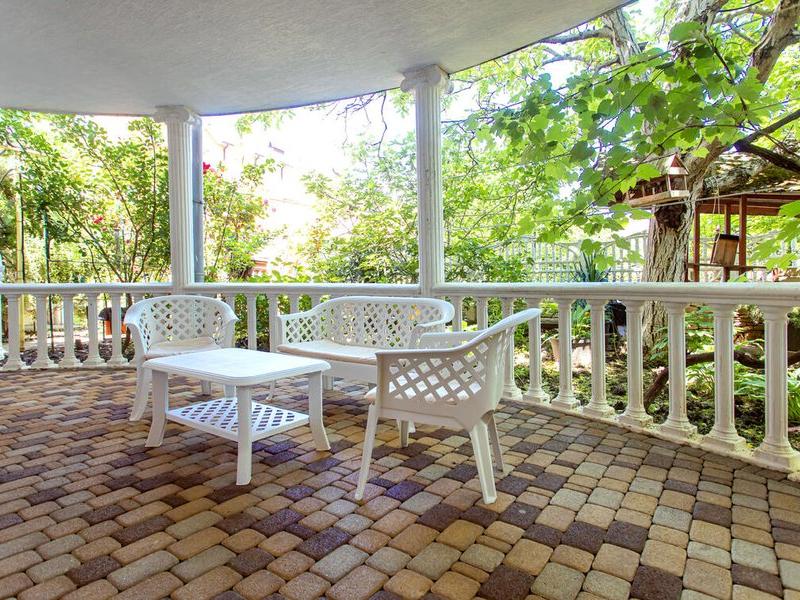 Парфенон (Дивноморское)