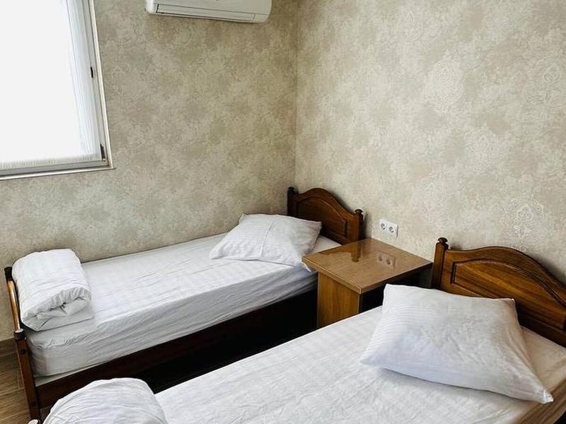 Парфенон (Дивноморское)