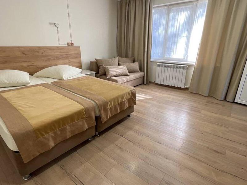 Парфенон (Дивноморское)