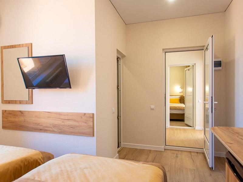 Парфенон (Дивноморское)