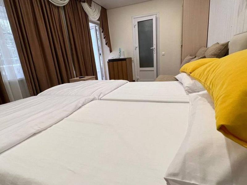 Парфенон (Дивноморское)