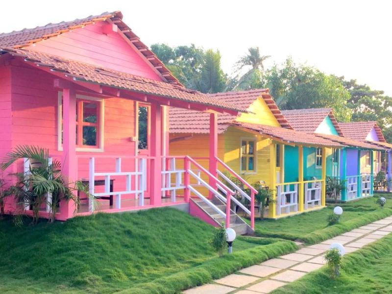 Sandbanks Beach Villas, Morjim