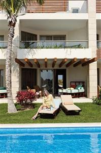 Excellence Playa Mujeres