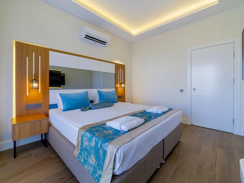 Algora Halal Hotel