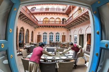 Отель Haveli Dharampura Индия, Дели, фото 20