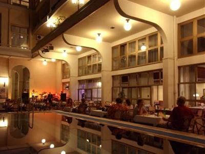Hotel Excelsior
