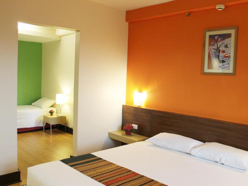 The Seasons Bangkok Huamark