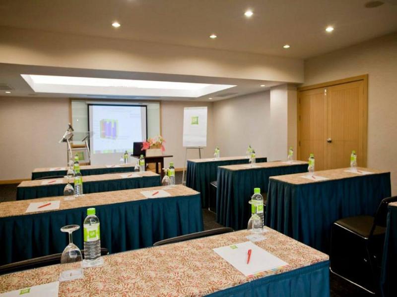 The Seasons Bangkok Huamark