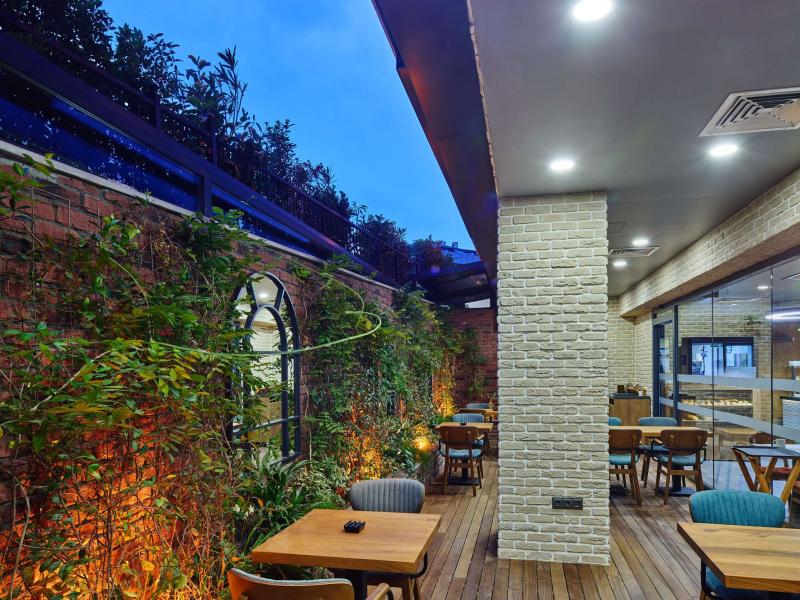 Ibis Istanbul Airport (Arnavutkoy)