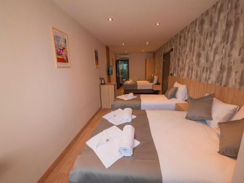 Mahya Hotel