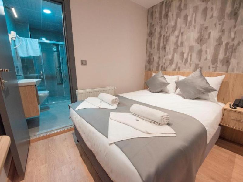 Mahya Hotel