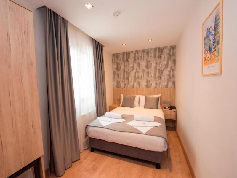 Mahya Hotel