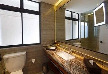 Отель Hilton Colombo Residence Шри-Ланка, Коломбо, фото 7