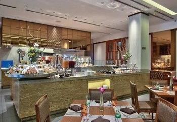 Отель Hilton Colombo Residence Шри-Ланка, Коломбо, фото 92