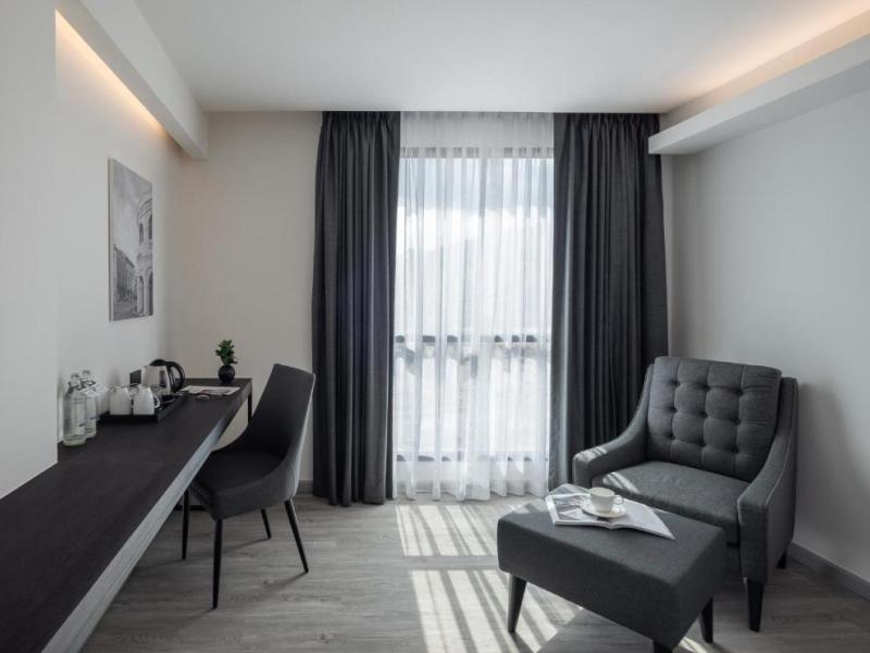 Travelodge Phuket Town