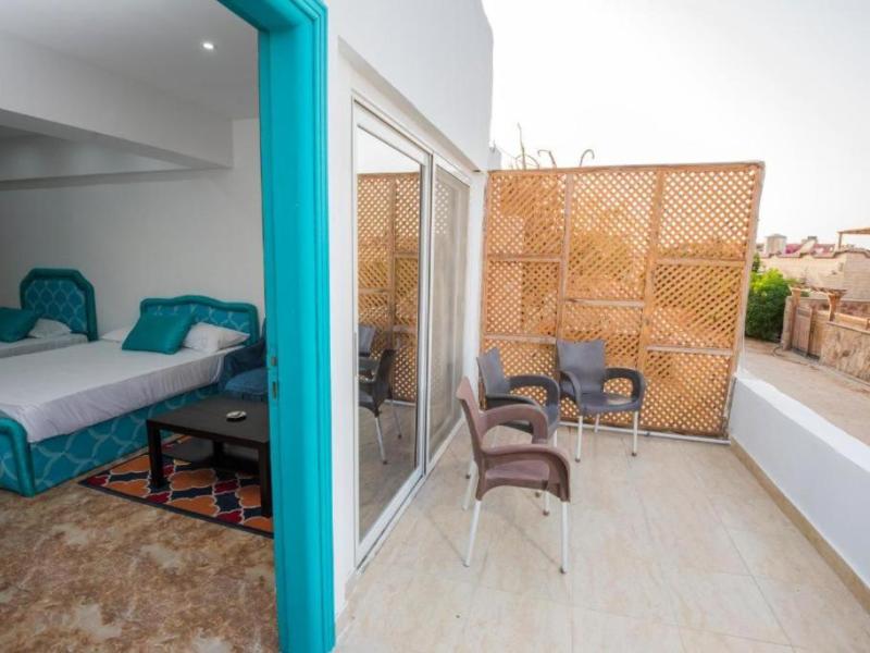 Lilly Rooms and Studios