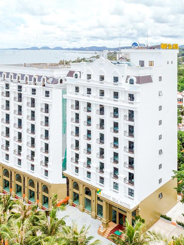Night Sea Hotel