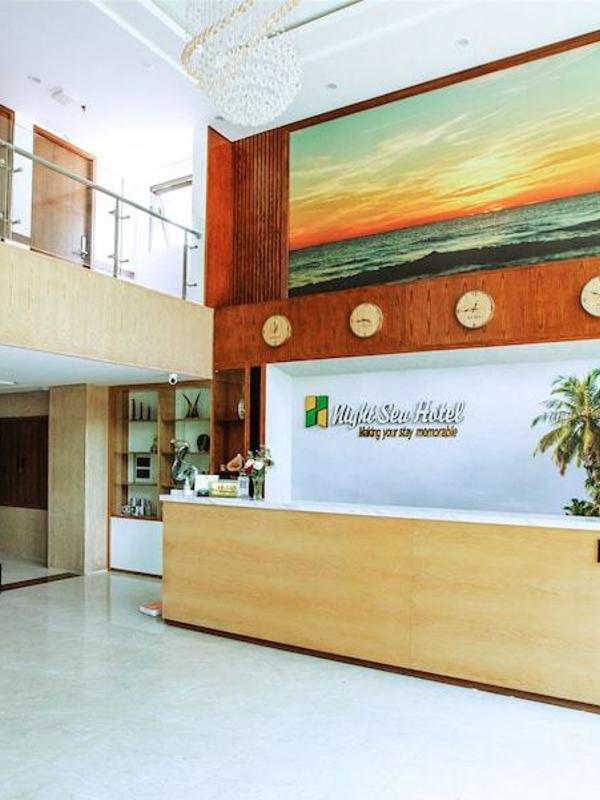 Night Sea Hotel