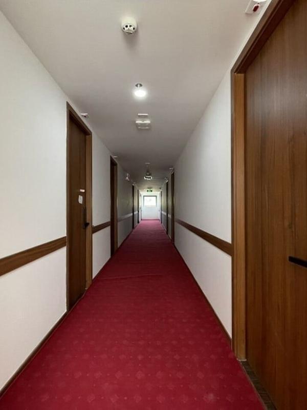 Night Sea Hotel