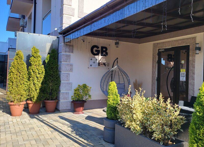 GB