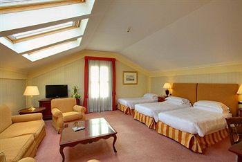 Excelsior Hilton
