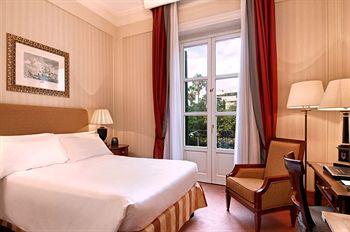 Excelsior Hilton
