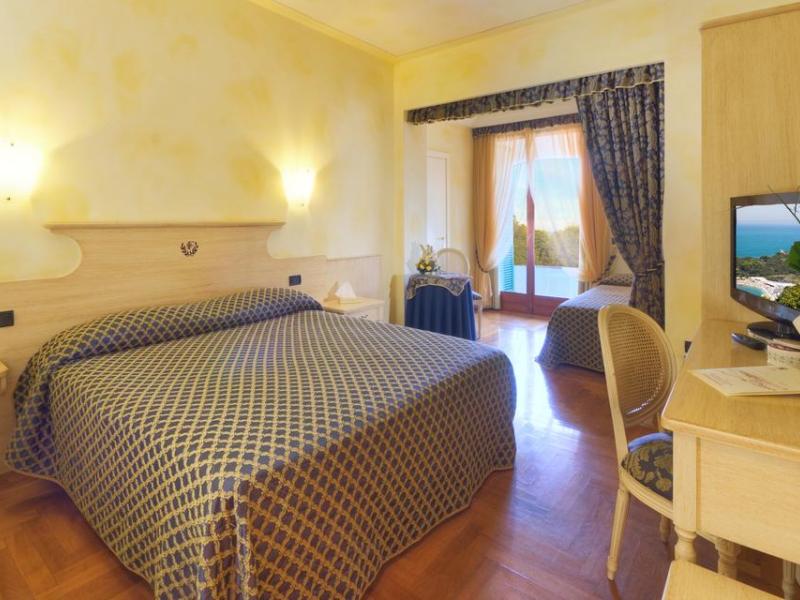 Seebay Hotel