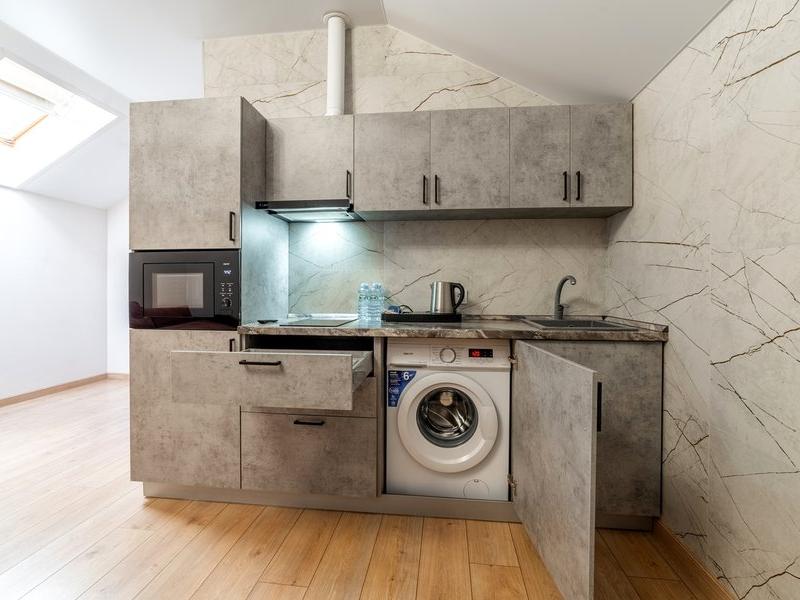 Сенатор НеоЛит