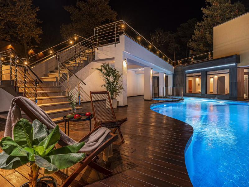 Тенистое Место