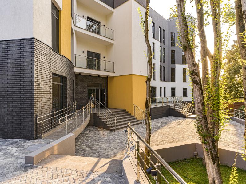 Тенистое Место