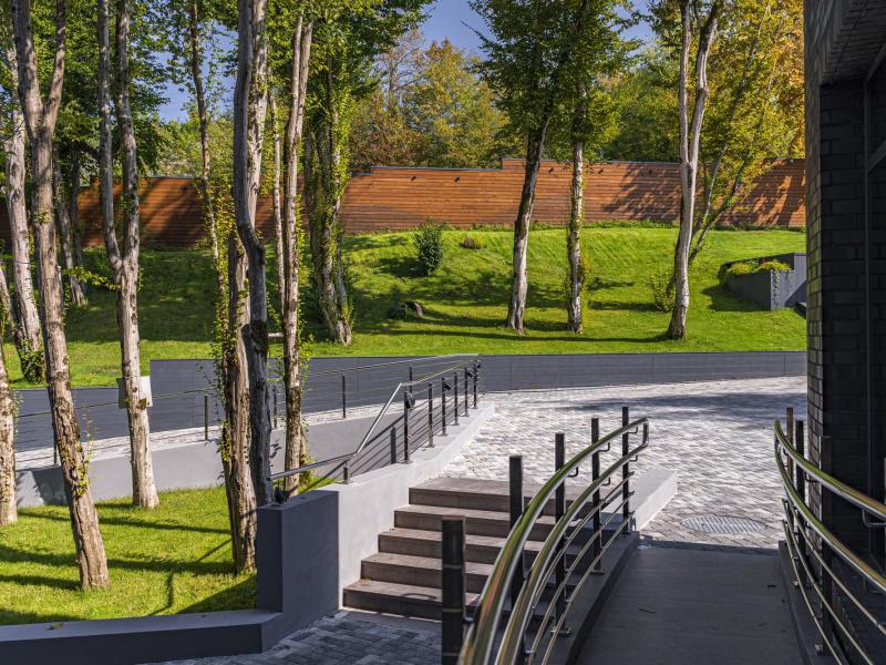 Тенистое Место