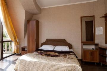Отель Hotel King (Кинг) Россия, Алушта, фото 2