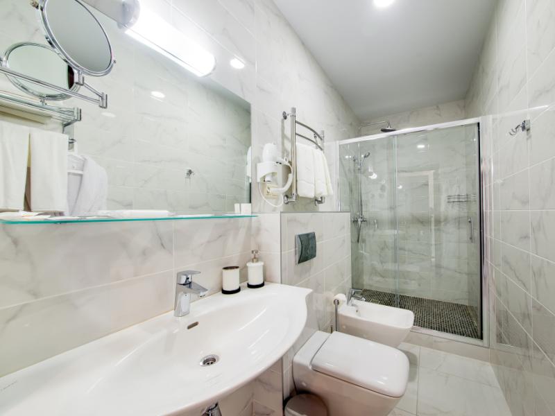 D Hotel (Д Отель)