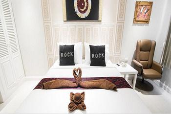 Natural Beach Hotel Pattaya