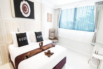 Natural Beach Hotel Pattaya