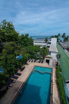 Natural Beach Hotel Pattaya