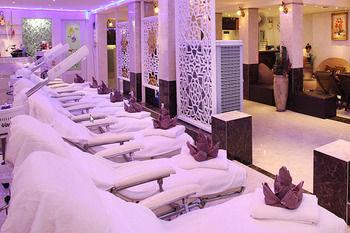 Natural Beach Hotel Pattaya