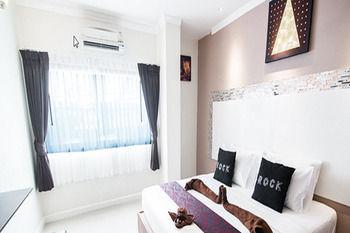 Natural Beach Hotel Pattaya