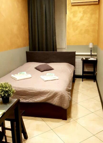Goldie Home