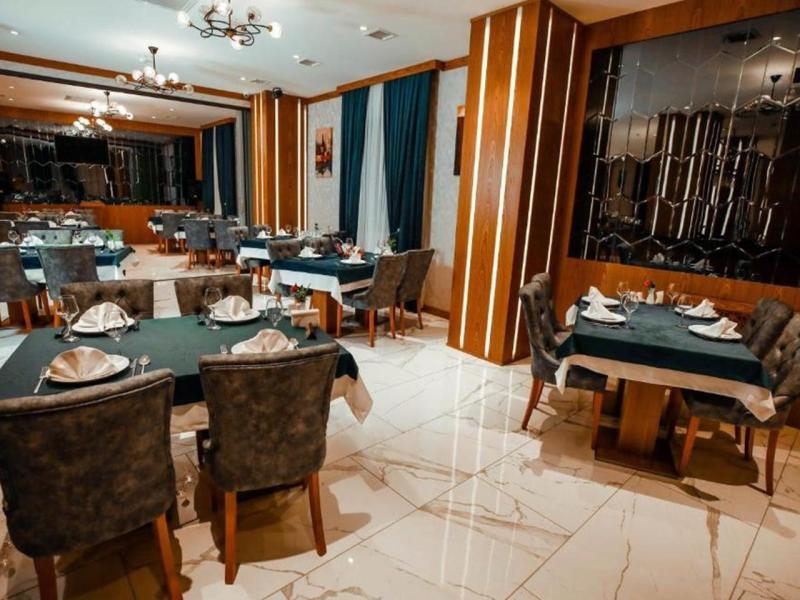 Regal Inn Badamdar Hotel
